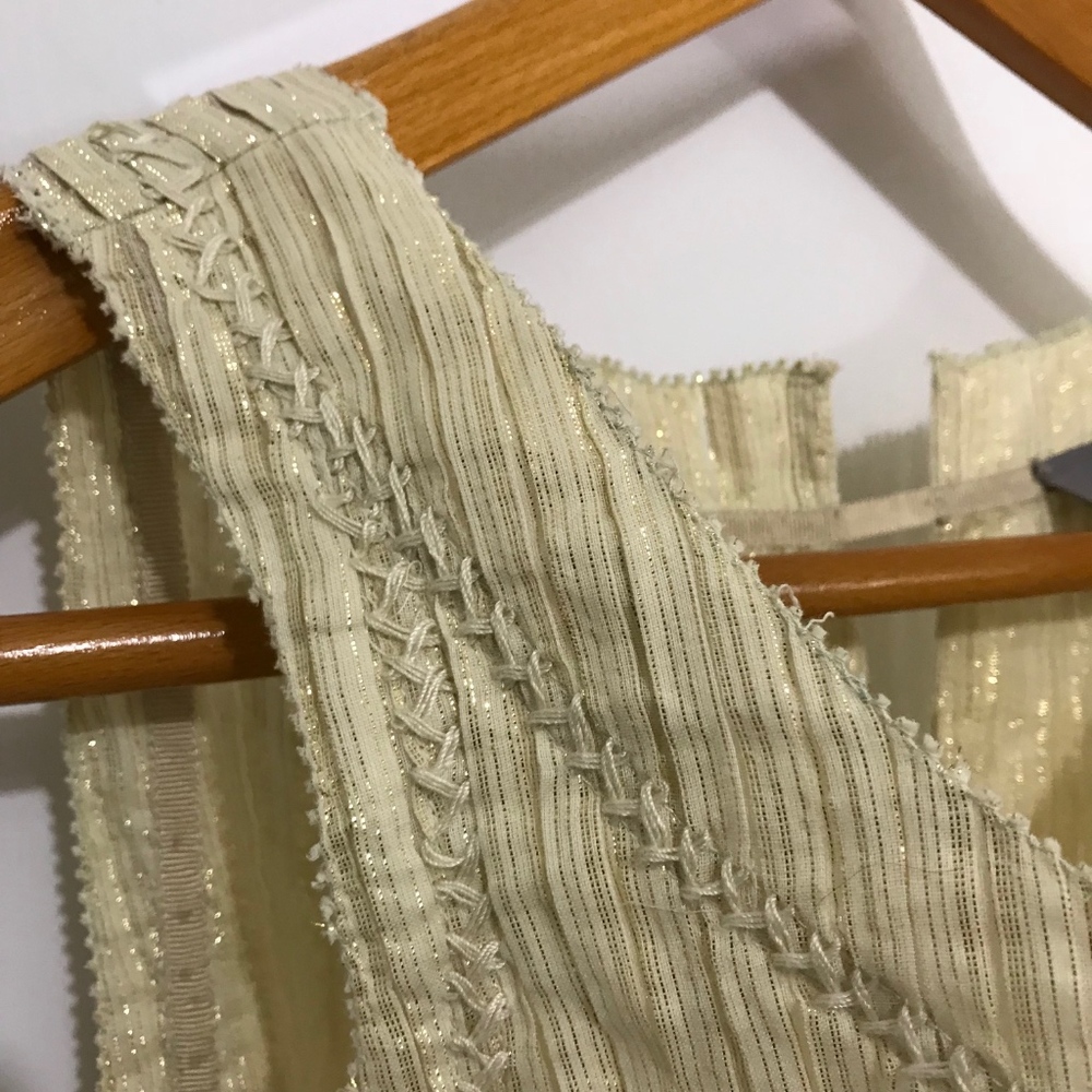 Vanessa & Virginia Gold Pleated Top - Picture 4 of 6